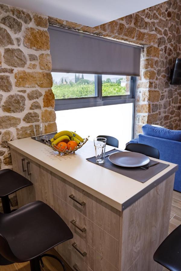 Adrian'S Luxury Apartments 1 Drepano  Bagian luar foto